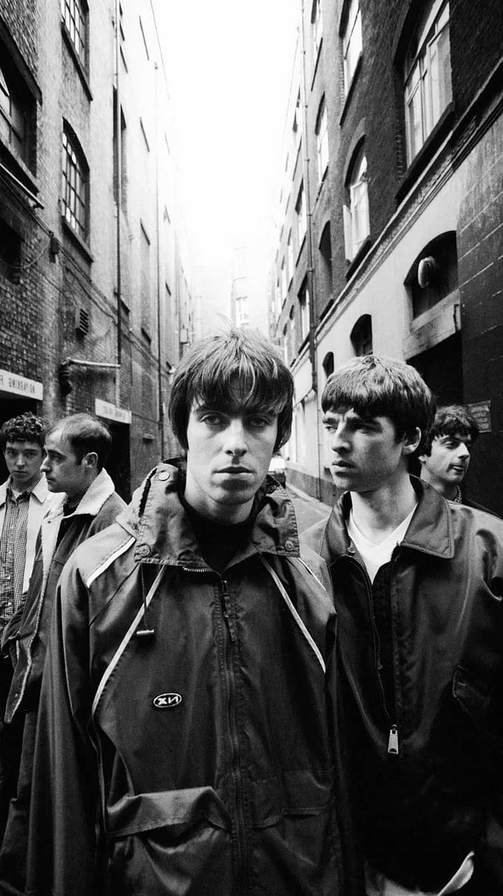 Es de mi agrado contarles que oficialmente estamos a una semana del regreso de Oasis

¿Cuál crees que será el setlist? 👀

Según lo que anunció la @nmemagazine, los integrantes que acompañarán a los hermanos Gallagher  en Cardiff son Andy Bell, Gem Archer, Paul ‘Bonehead’ Arthurs y Joey Waronker.

📹: chasingxthesun - TikTok

#Oasis