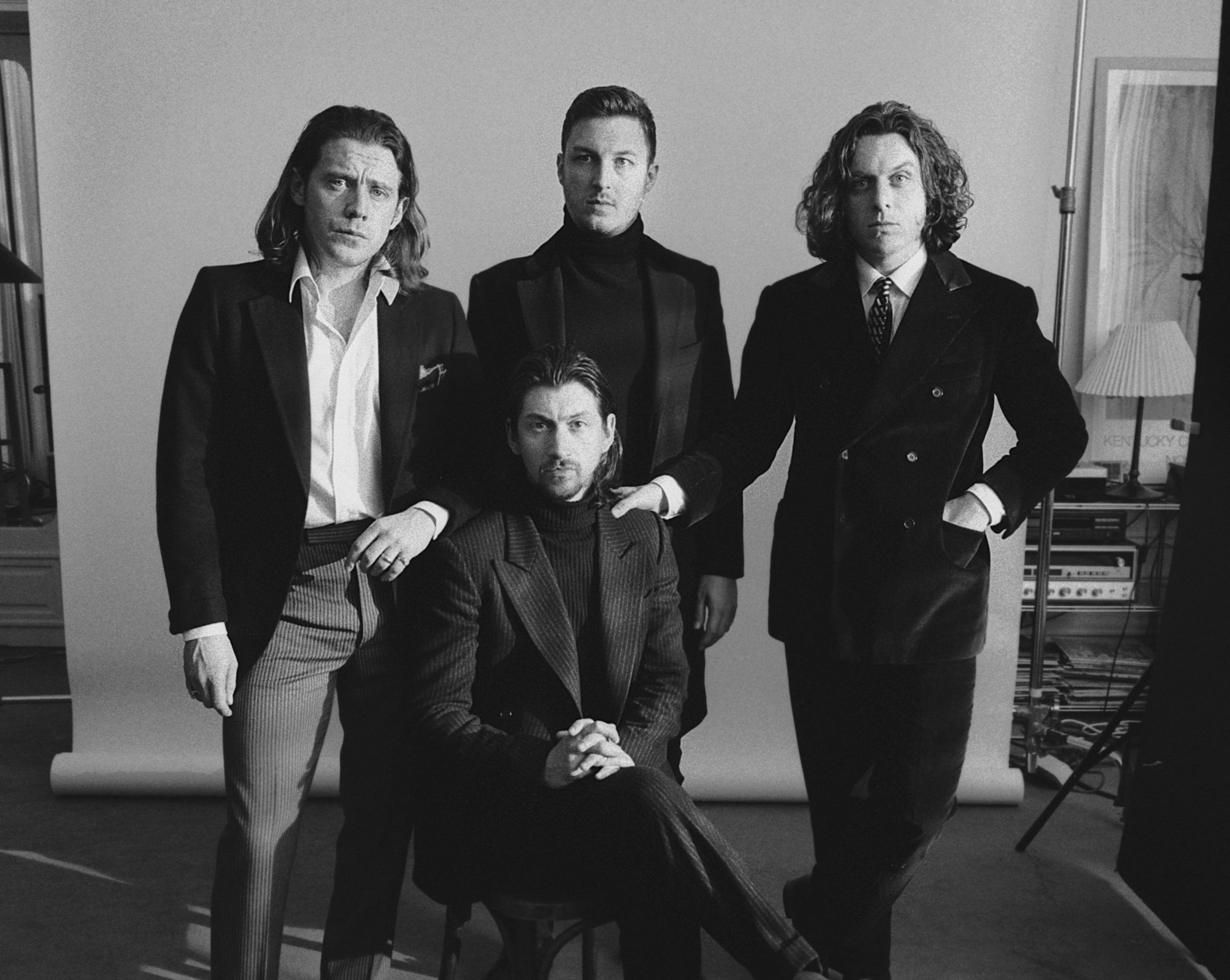 El regreso Arctic Monkeys anuncia “Tranquility Base Hotel & Casino