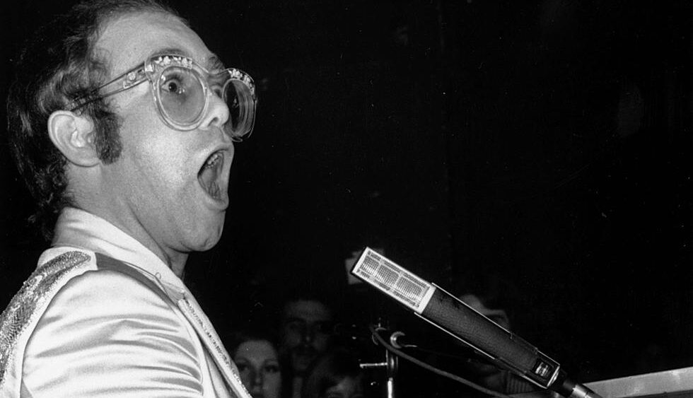 Elton John y su mirada de los artistas del pop moderno “No son música